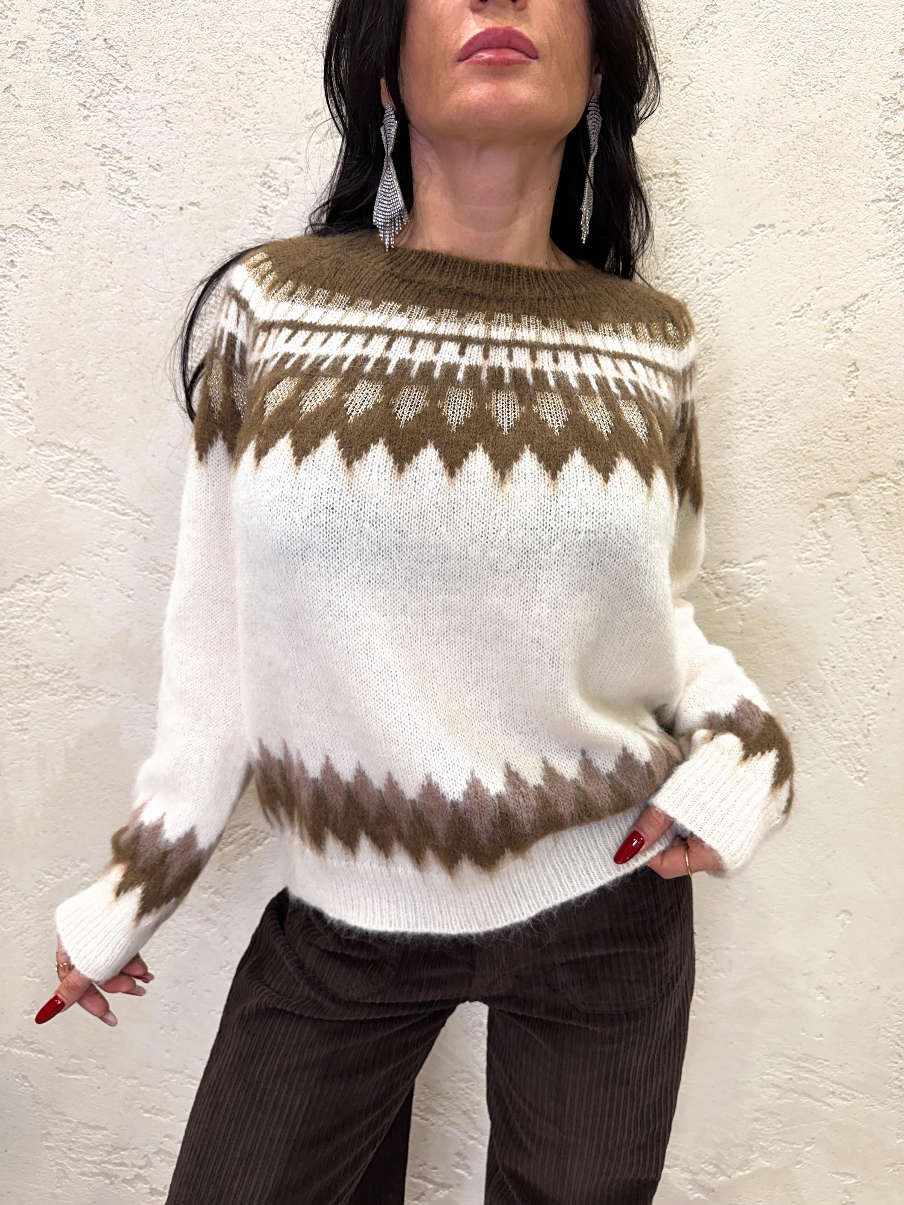 pull misto mohair jacquard D82154 PANNA/MORO MOTEL 