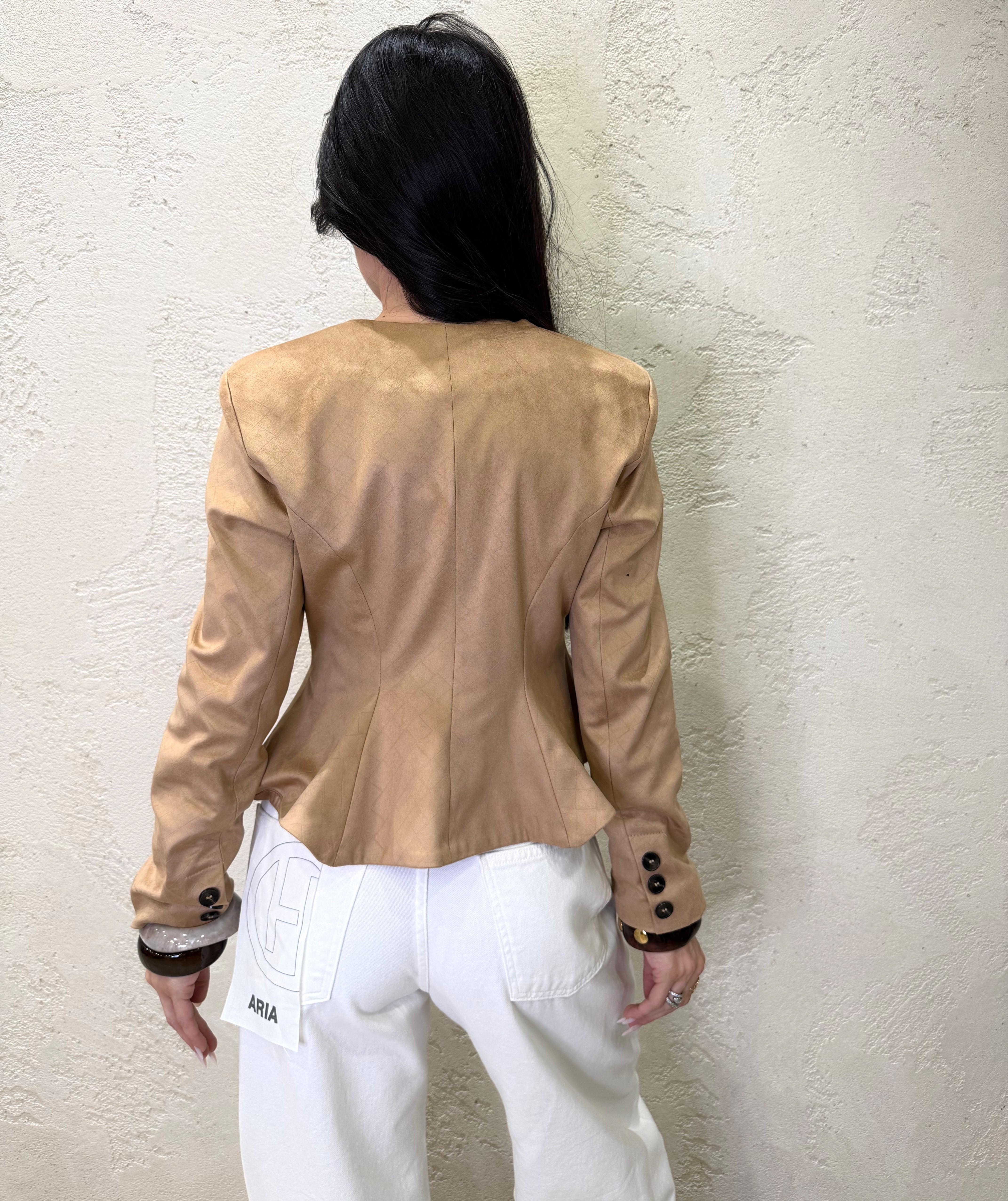 giacca intreccio scamosciata con collo rotondo leggermente svasata 26B4395 BEIGE TENSIONE IN 