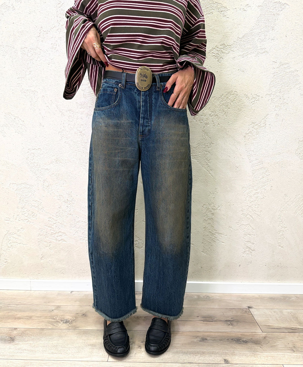 Jeans "Maison" barrel fit sfrangiato
