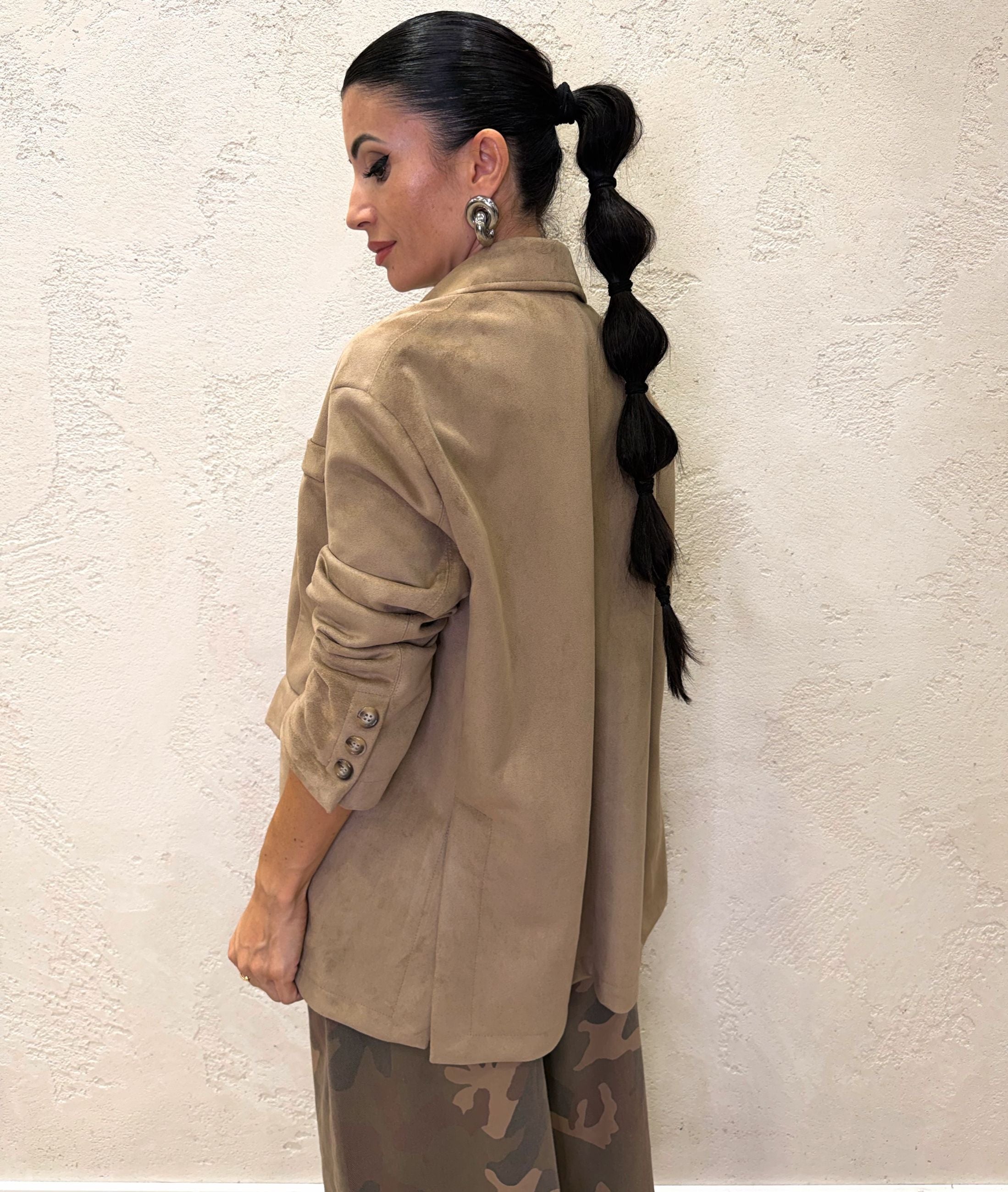 Giacca monopetto oversize in suede