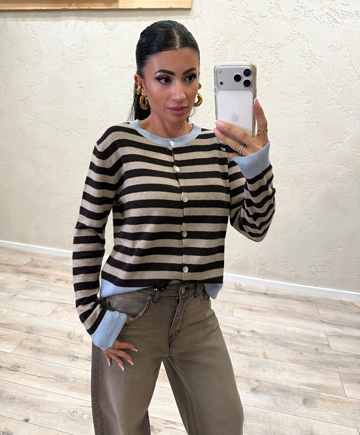 Cardigan a righe con bottoni