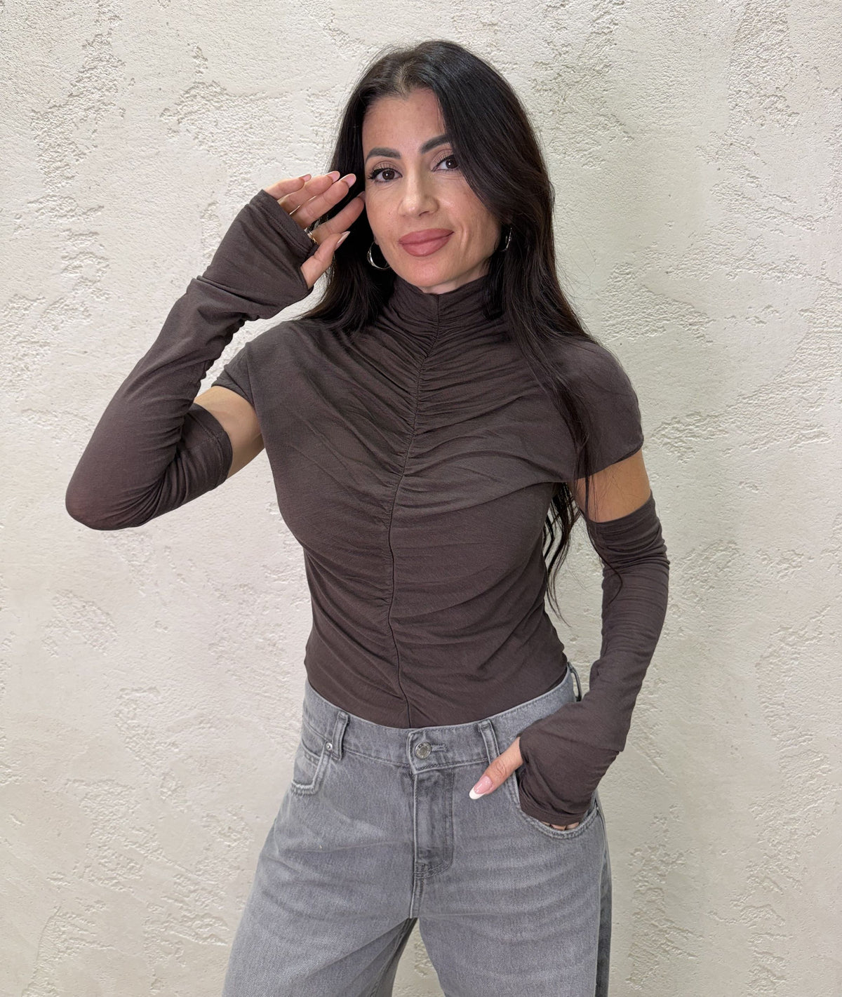 Lupetto in misto cashmere con manicotti e arricciatura
