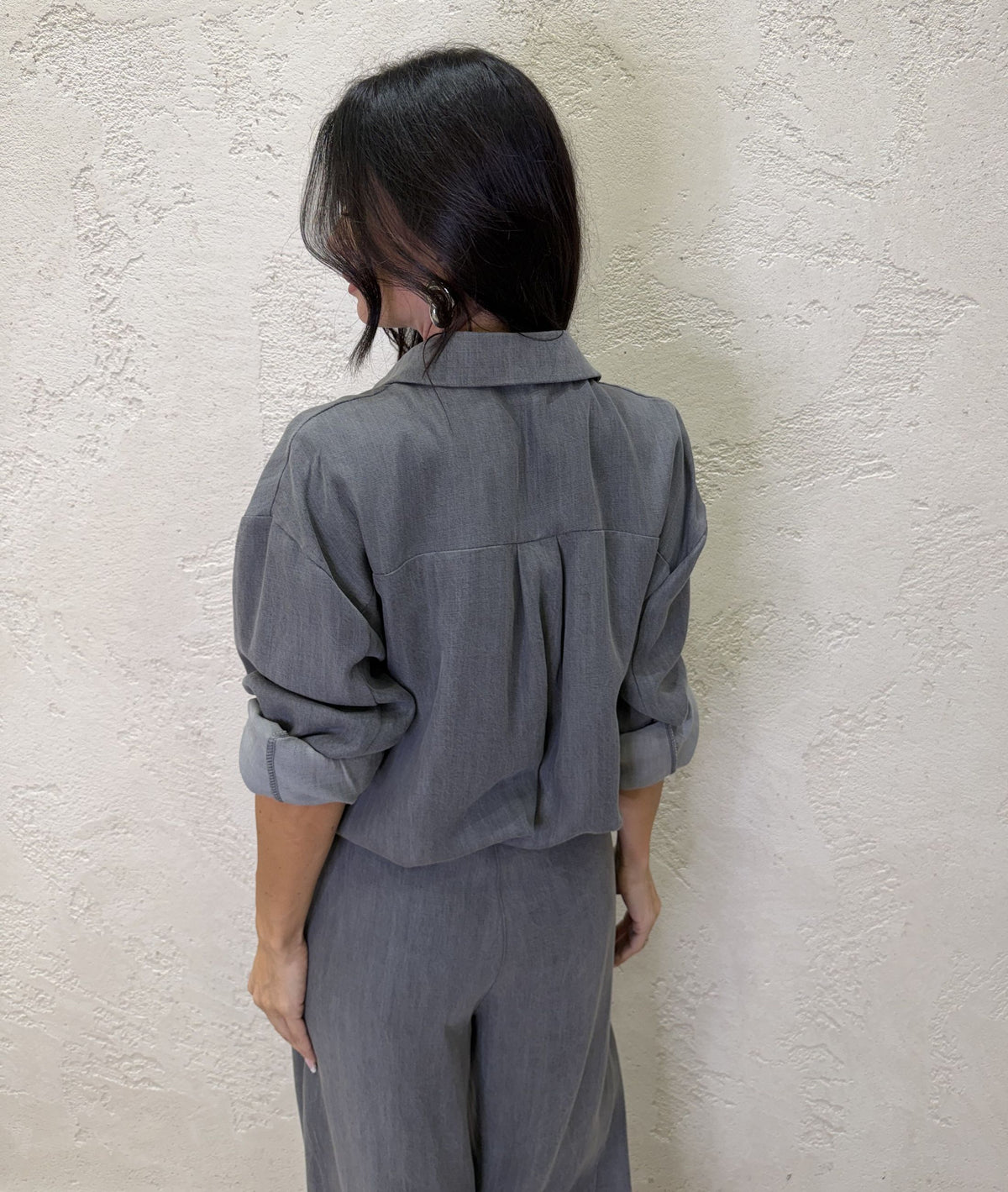Camicia oversize in lyocell con taschino in paillettes