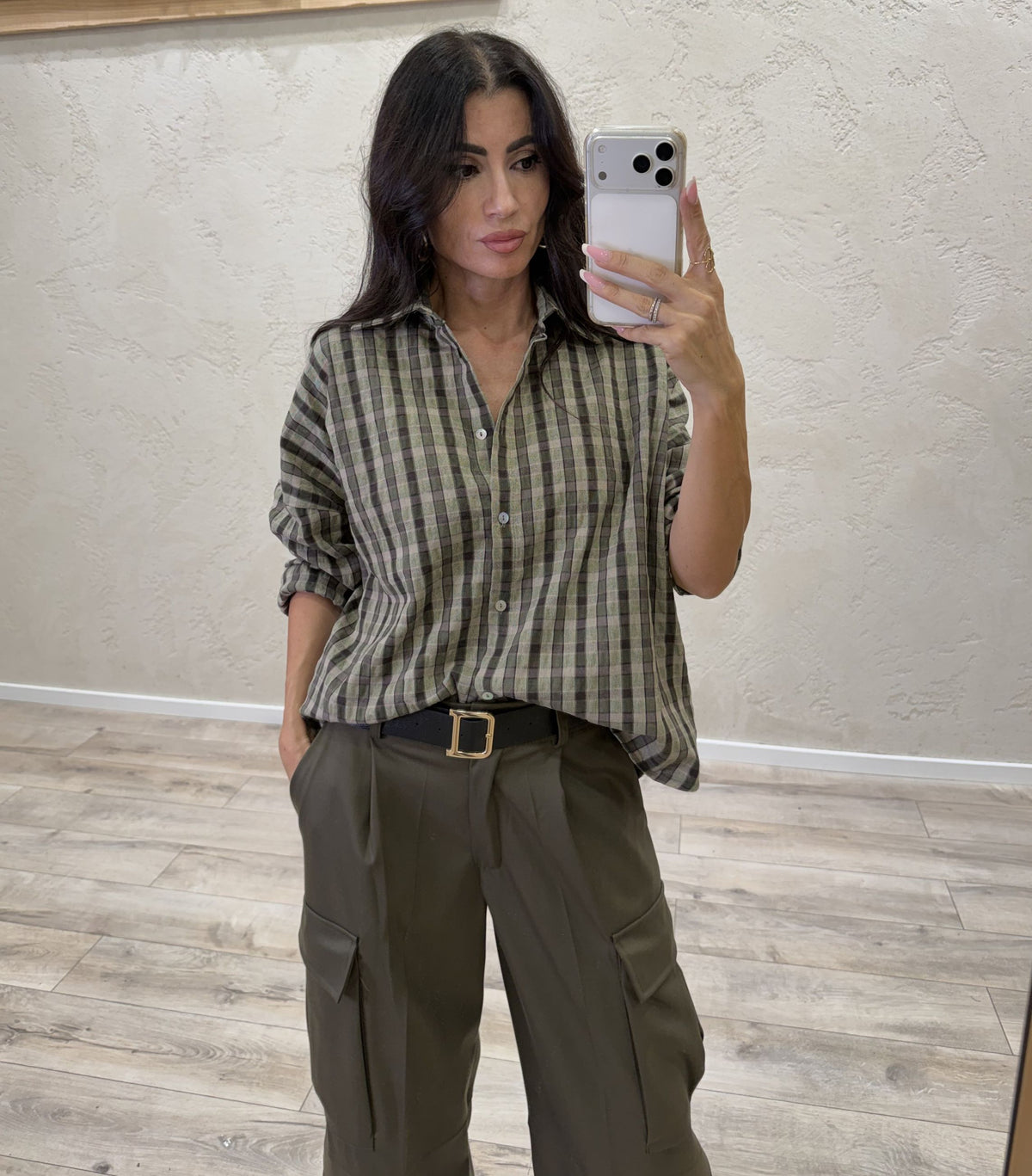 Camicia over a quadri