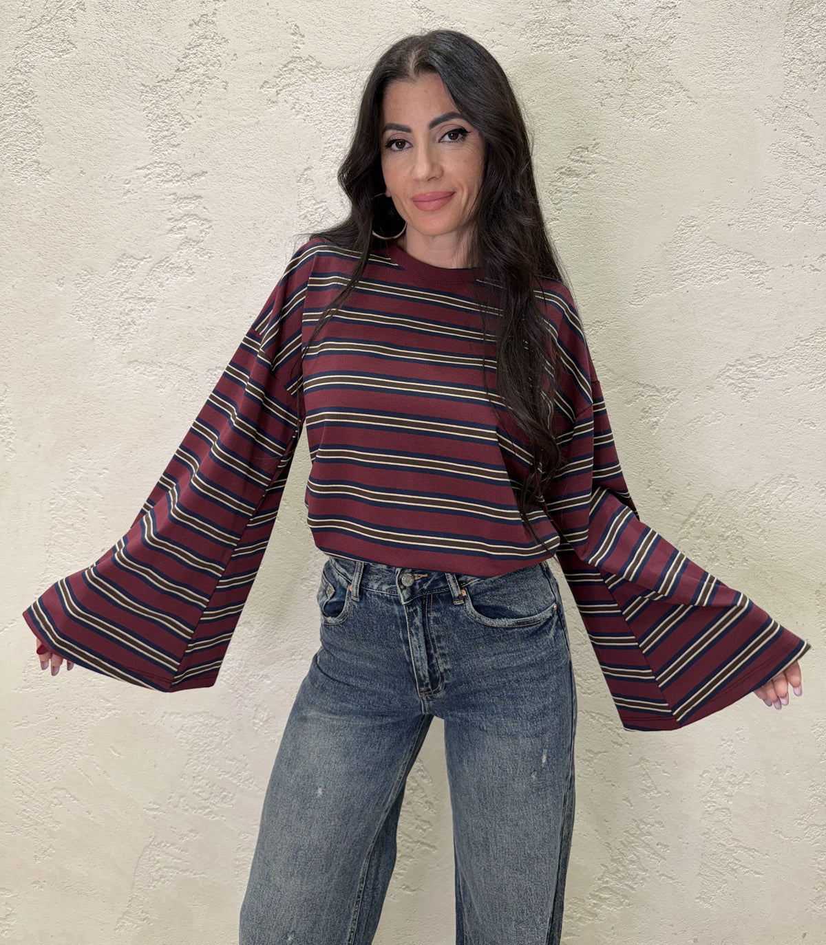 Maglia over a righe con maniche ampie