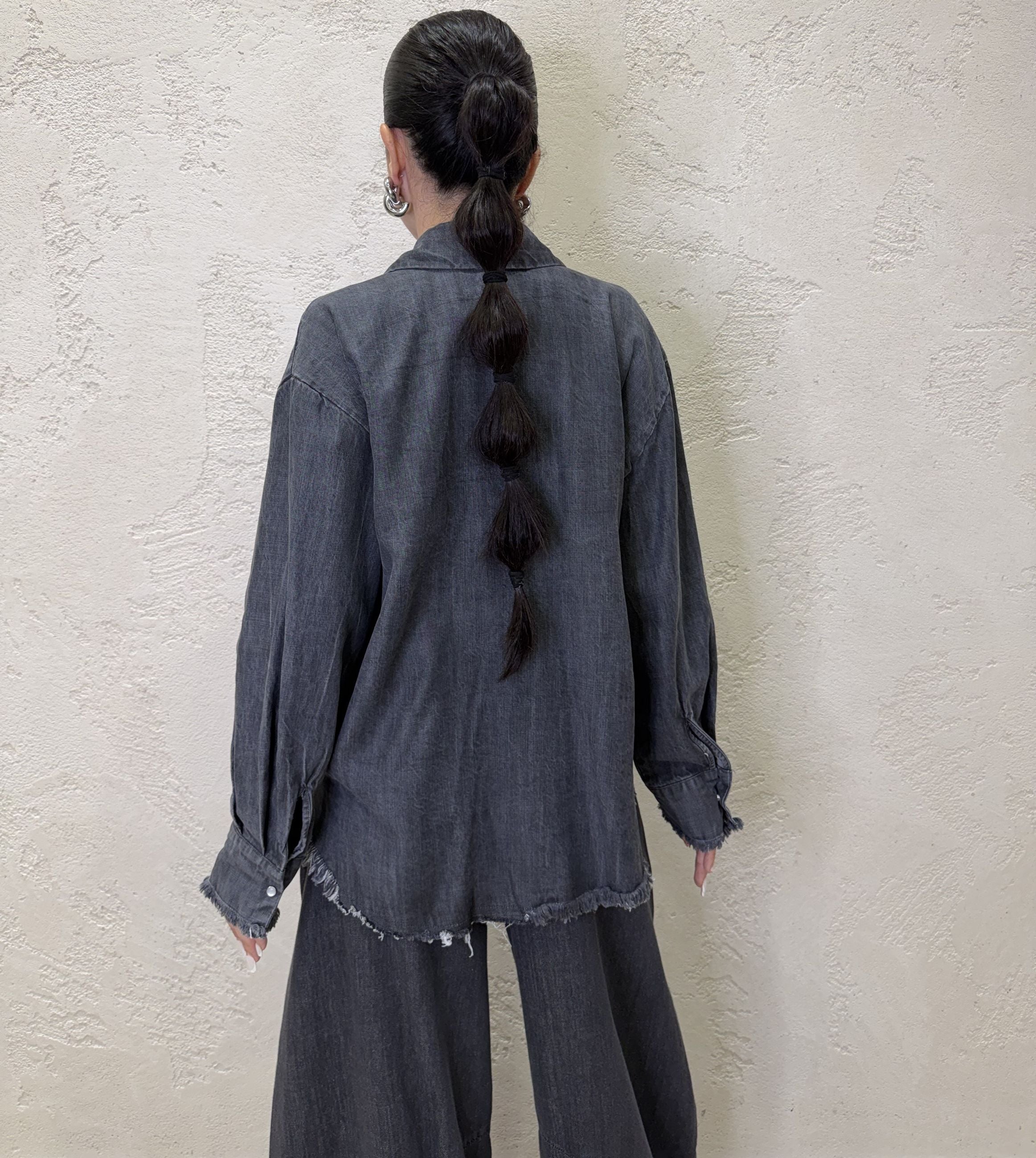 Camicia in denim con tasca pailletes